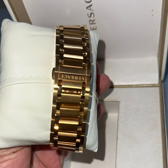 Versace Men's Gold and Black Watch - Picture 4 of 8